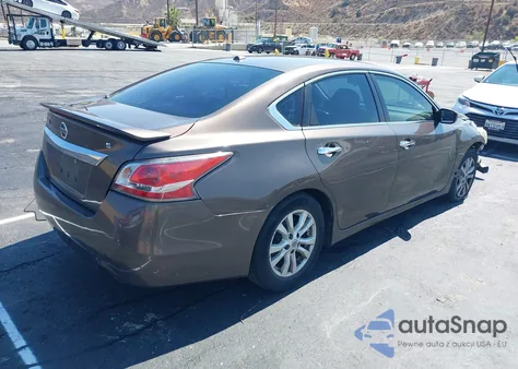 2015 Nissan Altima 2.5 S from USA, damaged, VIN 1N4AL3AP8FC116794